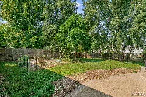 Exterior - 871 Molloy Dr, O'fallon, MO 63366 photo 7 of 9