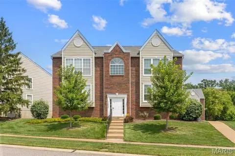 Exterior - 1323 Holgate Dr #B, Ballwin, MO 63021 photo 5 of 5