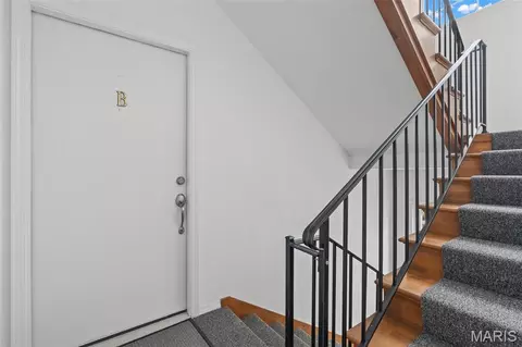 Entry Way - 1323 Holgate Dr #B, Ballwin, MO 63021 photo 1 of 2