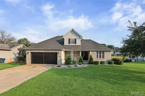 1398 Britany Ct, Edwardsville, IL 62025