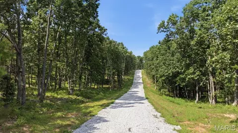 31307 Carri Rd, Wright City, MO 63390 photo 2