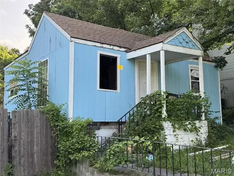 9935 Carlyle Ave, Saint Louis, MO 63114