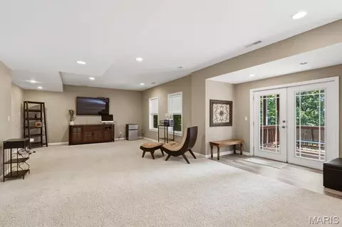 Living - 688 Meramec View Dr, Eureka, MO 63025 photo 5 of 5