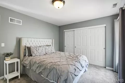 Bedroom - 688 Meramec View Dr, Eureka, MO 63025 photo 8 of 9