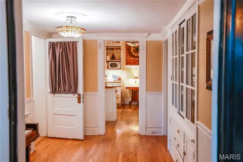 Entry Way - 201 N Jackson St, Kennett, MO 63857 photo 5 of 23