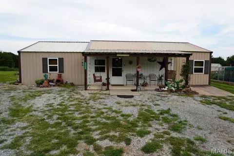 Other - 13226 Cr 437, Mountain View, MO 65548 photo 2 of 10