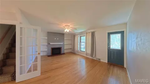 Living - 207 Marilyn Dr, O'fallon, IL 62269 photo 3 of 3