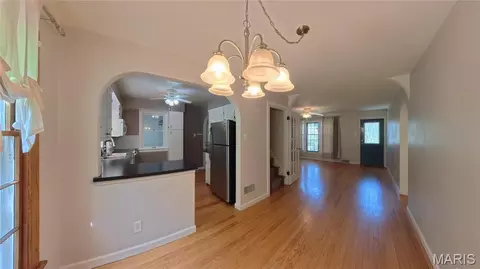 Entry Way - 207 Marilyn Dr, O'fallon, IL 62269 photo 1 of 5