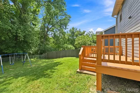 Exterior - 816 Ginger Wood Ct, Ballwin, MO 63021 photo 3 of 7