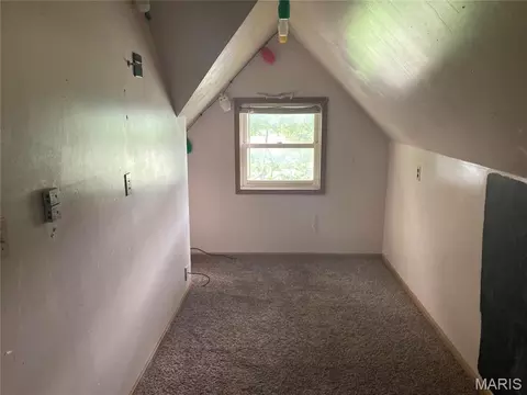 Bedroom - 445 E Sedgwick St, Brookfield, MO 64628 photo 6 of 9