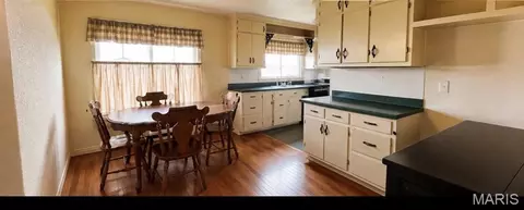 Kitchen - 802 Summit St, Butler, MO 64730 photo 1 of 2