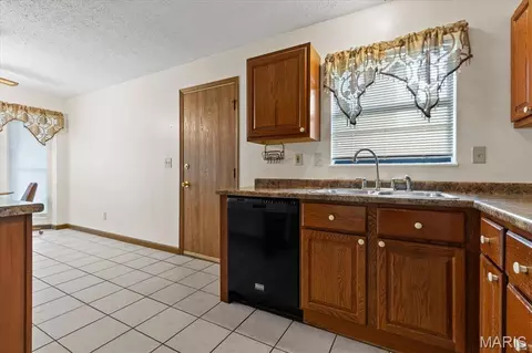 Kitchen - 9 Matthew Ct, Arnold, MO 63010 photo 3 of 3