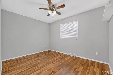 Bedroom - 107 Lea Meadows Dr, Ballwin, MO 63011 photo 2 of 4