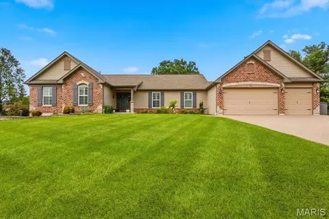 Exterior - 71 Grace Rose Ct, Eureka, MO 63025 photo 2 of 16