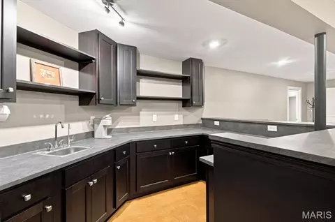 Kitchen - 71 Grace Rose Ct, Eureka, MO 63025 photo 7 of 8
