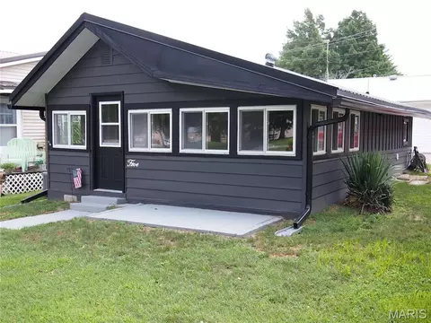 Exterior - 5 Eagle Dr, Sparta, IL 62286 photo 1 of 3