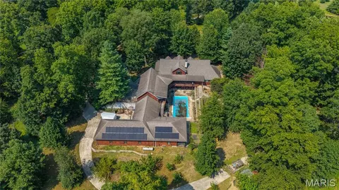 Exterior - 331 Pine Log Ln, Jackson, MO 63755 photo 6 of 20