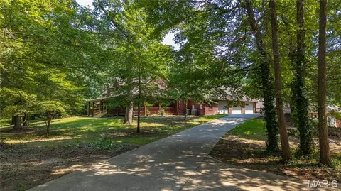 Exterior - 331 Pine Log Ln, Jackson, MO 63755 photo 3 of 20