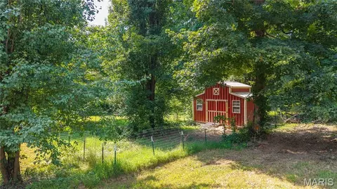 Exterior - 331 Pine Log Ln, Jackson, MO 63755 photo 18 of 20