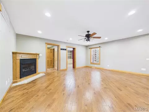 Living - 331 Pine Log Ln, Jackson, MO 63755 photo 4 of 8