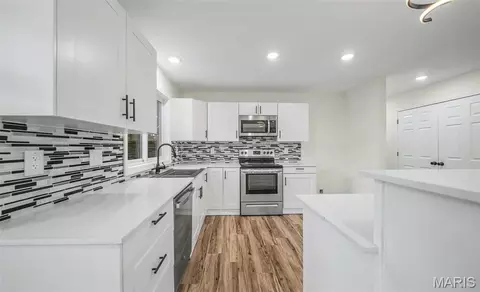 Kitchen - 13355 County Road 3240, Rolla, MO 65401 photo 1 of 2