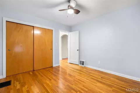 Bedroom - 1420 E 8th, Washington, MO 63090 photo 2 of 2