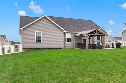 Exterior - 475 Cass Dr, Troy, MO 63379 photo 8 of 11