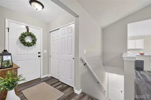 Entry Way - 475 Cass Dr, Troy, MO 63379 photo 1 of 3
