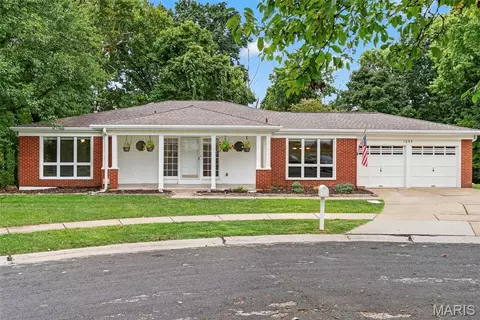 1635 Hobnail Ct, Saint Louis, MO 63146