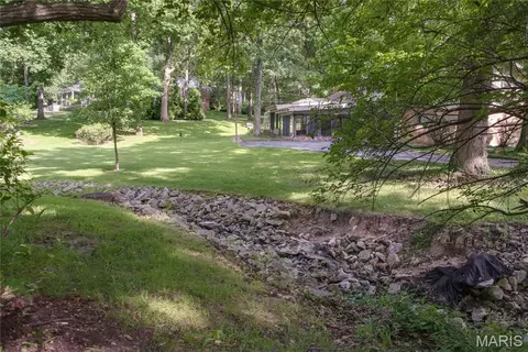 103 Frontenac Frst, Frontenac, MO 63131 photo 4