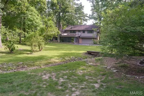 103 Frontenac Frst, Frontenac, MO 63131 photo 7