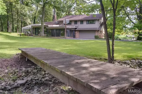 103 Frontenac Frst, Frontenac, MO 63131 photo 5
