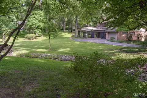 103 Frontenac Frst, Frontenac, MO 63131 photo 6