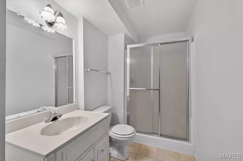 Bath - 3421 Green Forest Ct, Arnold, MO 63010 photo 5 of 5