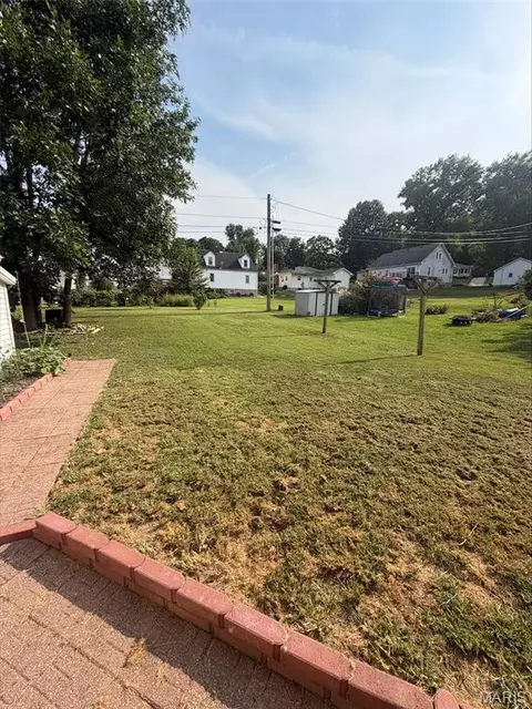 Exterior - 422 Stark Blvd, Hermann, MO 65041 photo 10 of 12
