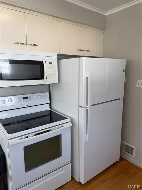 Kitchen - 422 Stark Blvd, Hermann, MO 65041 photo 3 of 3