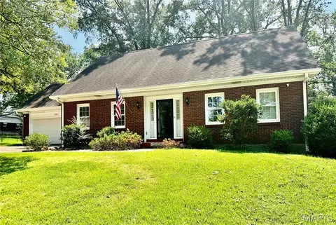 2537 Jonquil Ln, Cape Girardeau, MO 63701