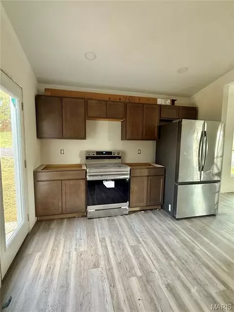 Kitchen - 321 N 5th St, Pacific, MO 63069 photo 1 of 1