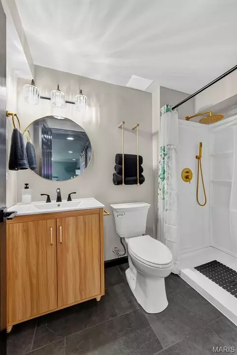 Bath - 2211 Eagle River Dr, O'fallon, MO 63366 photo 5 of 5