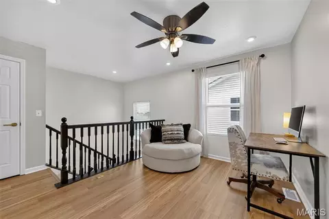 Entry Way - 2211 Eagle River Dr, O'fallon, MO 63366 photo 3 of 4