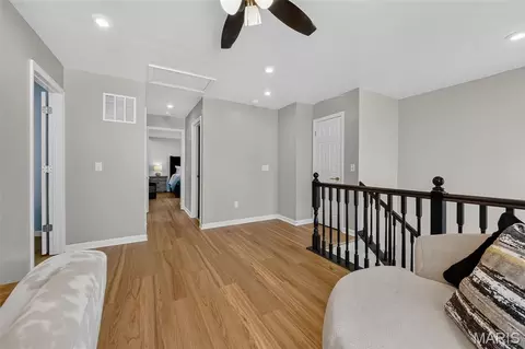 Entry Way - 2211 Eagle River Dr, O'fallon, MO 63366 photo 4 of 4