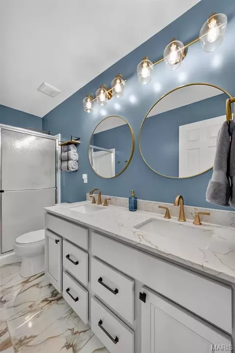 Bath - 2211 Eagle River Dr, O'fallon, MO 63366 photo 2 of 5