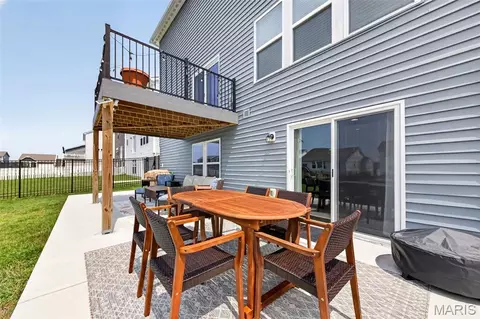 Exterior - 2211 Eagle River Dr, O'fallon, MO 63366 photo 9 of 15