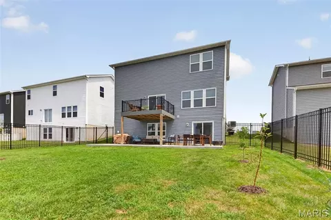 Exterior - 2211 Eagle River Dr, O'fallon, MO 63366 photo 13 of 15
