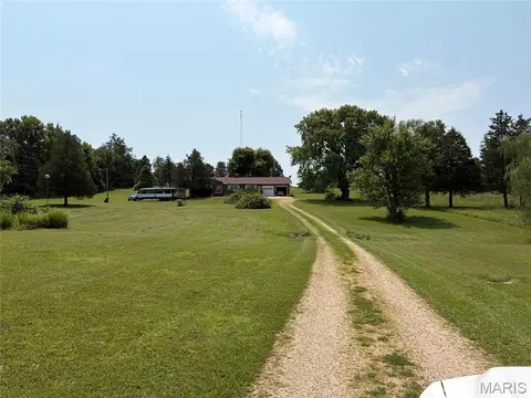 8560 Saffell Rd, Bonne Terre, MO 63628