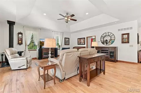 Living - 20 Stearman Ct, Troy, MO 63379 photo 1 of 2