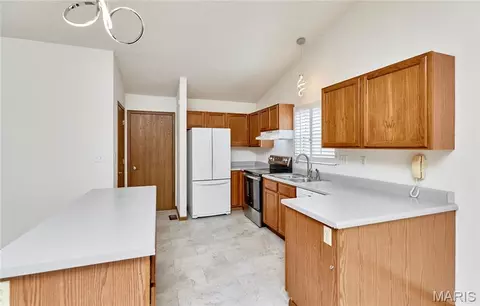 Kitchen - 1416 Apple Rdg, Arnold, MO 63010 photo 4 of 9