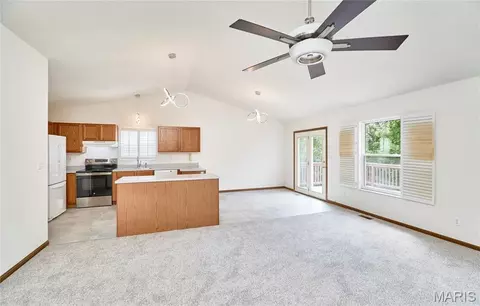 Living - 1416 Apple Rdg, Arnold, MO 63010 photo 3 of 11