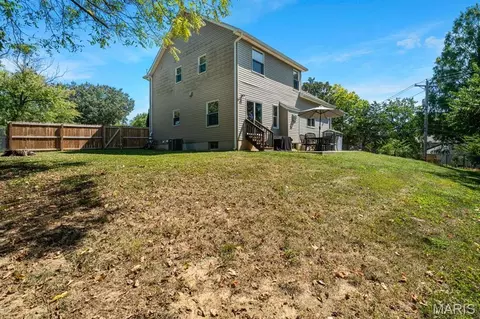 Exterior - 262 Joyce Ct, Ballwin, MO 63021 photo 6 of 7