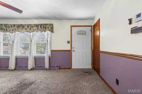 Entry Way - 5 Anthony Ct, Arnold, MO 63010 photo 2 of 4